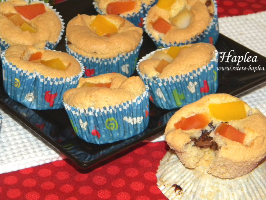 muffins cu nutella si fructe tropicale